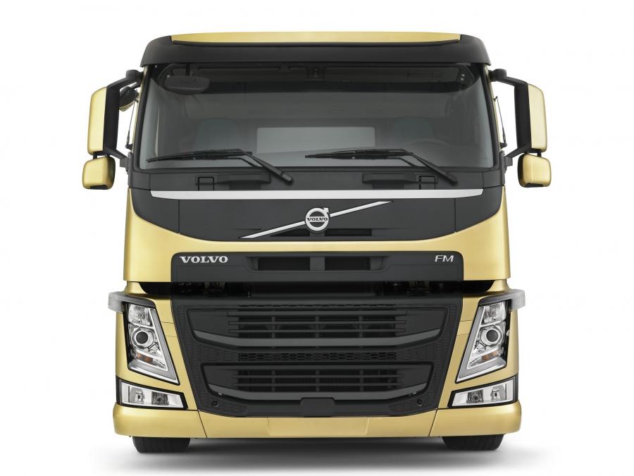  Volvo FM 460 6x2 2013 года  (фото 1 из 2)